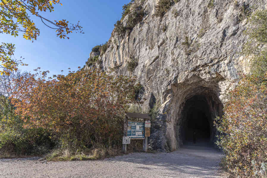 Comunidad Foral de Navarra 089 - Lumbier - Foz de Lumbier.jpg